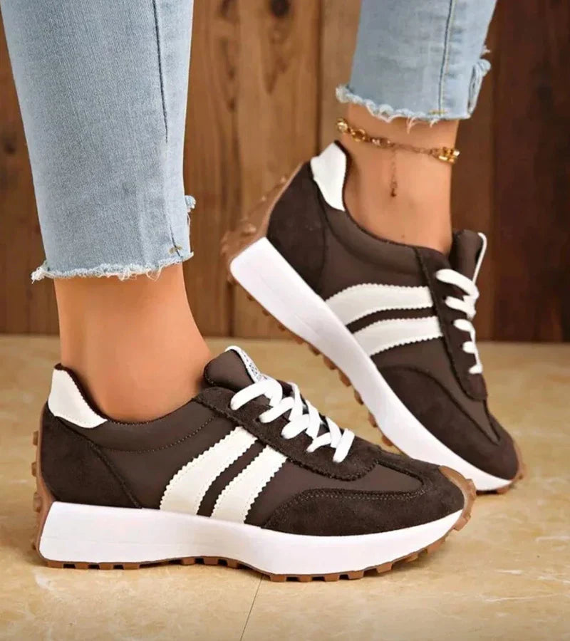 Tamarama Retro Sneakers in Dark Brown