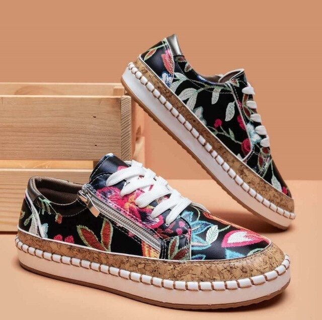 Paddington Floral Zip Sneakers in Floral Black
