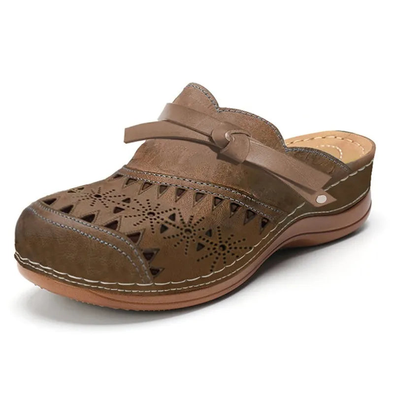 Cammeray Cushioned Clogs in Brown
