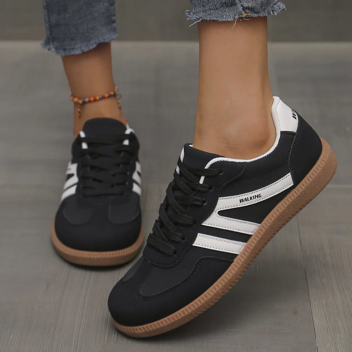 Bondi Cushioned Trainers in Black