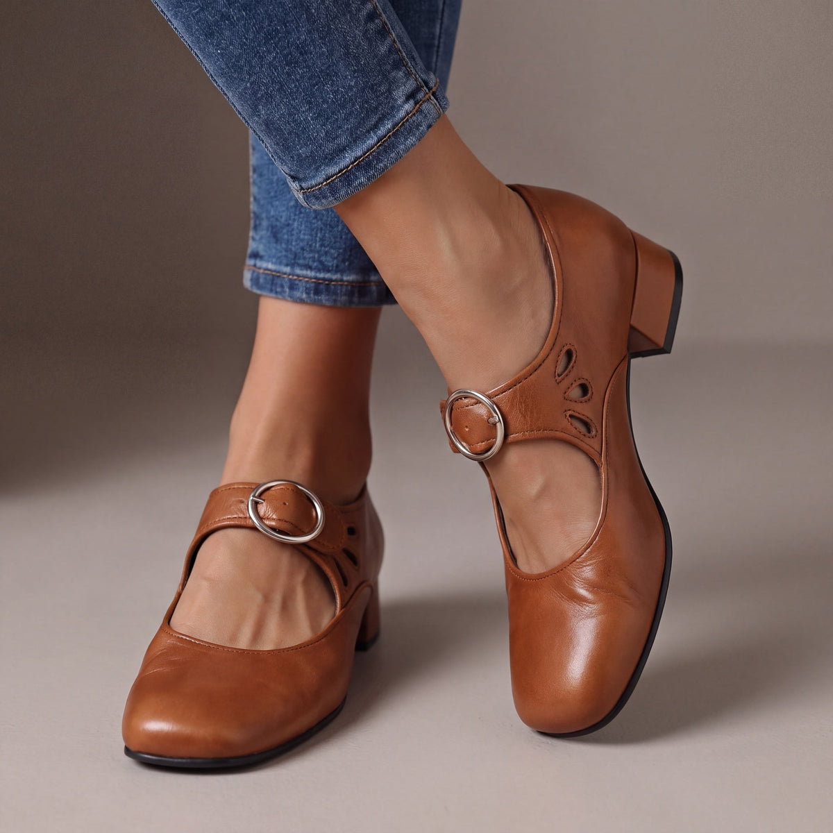 Glebe Buckle Mary Janes in Khaki
